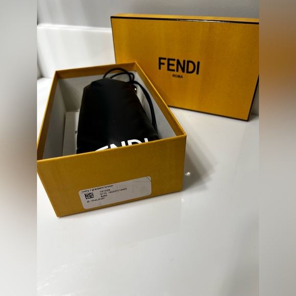 Fendi ivory gradient brown sunglasses - Picture 7 of 8